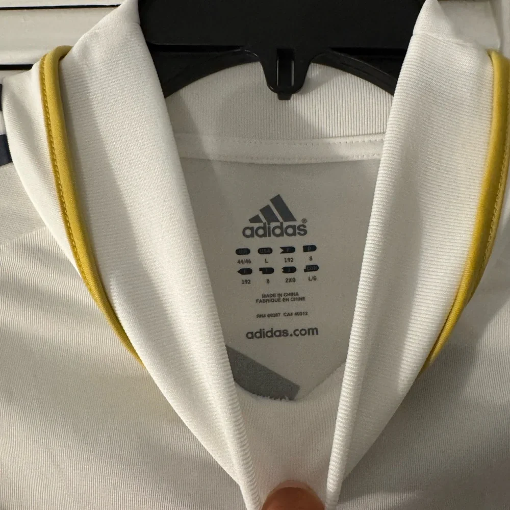 Adidas Chelsea FC White and Black Jersey - Picture 4 of 5